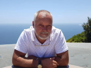 Samuel Z. Venter | Author & Publisher